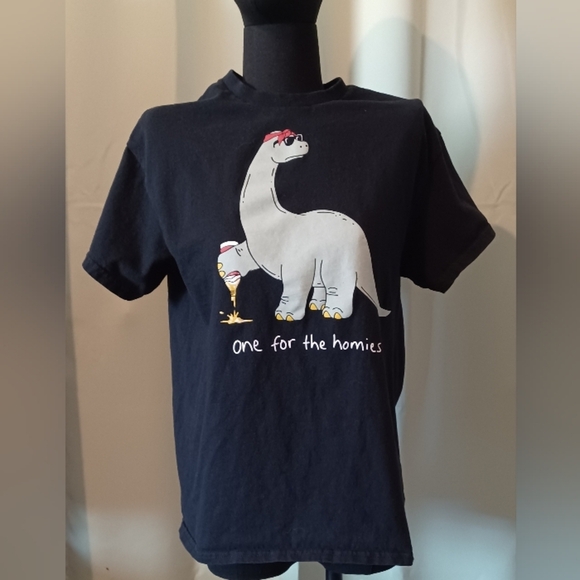 🍒 Riot Society Black Dinosaur Graphic Tee - Picture 1 of 3